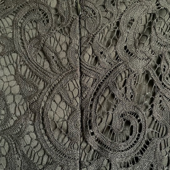 Black Adrianna Papell lace blouse NWT. Size small. - Picture 8 of 9
